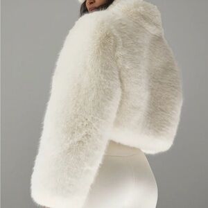 ALO BRAND NEW NO TAGS OPULENT FAUX FUR IVORY JACKET
